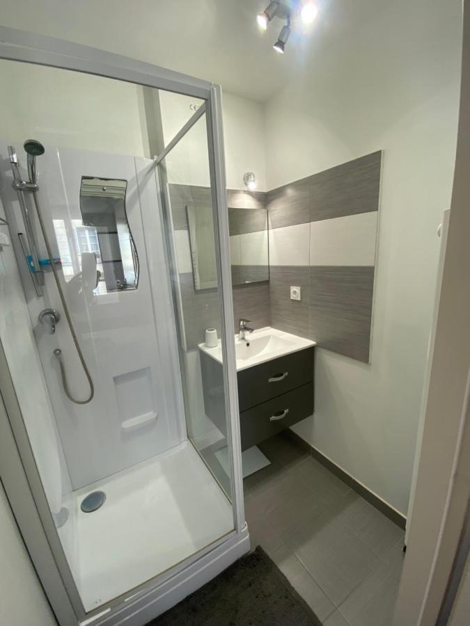 Charmant Appartement Proche Du Centre Ville ก็อง ภายนอก รูปภาพ