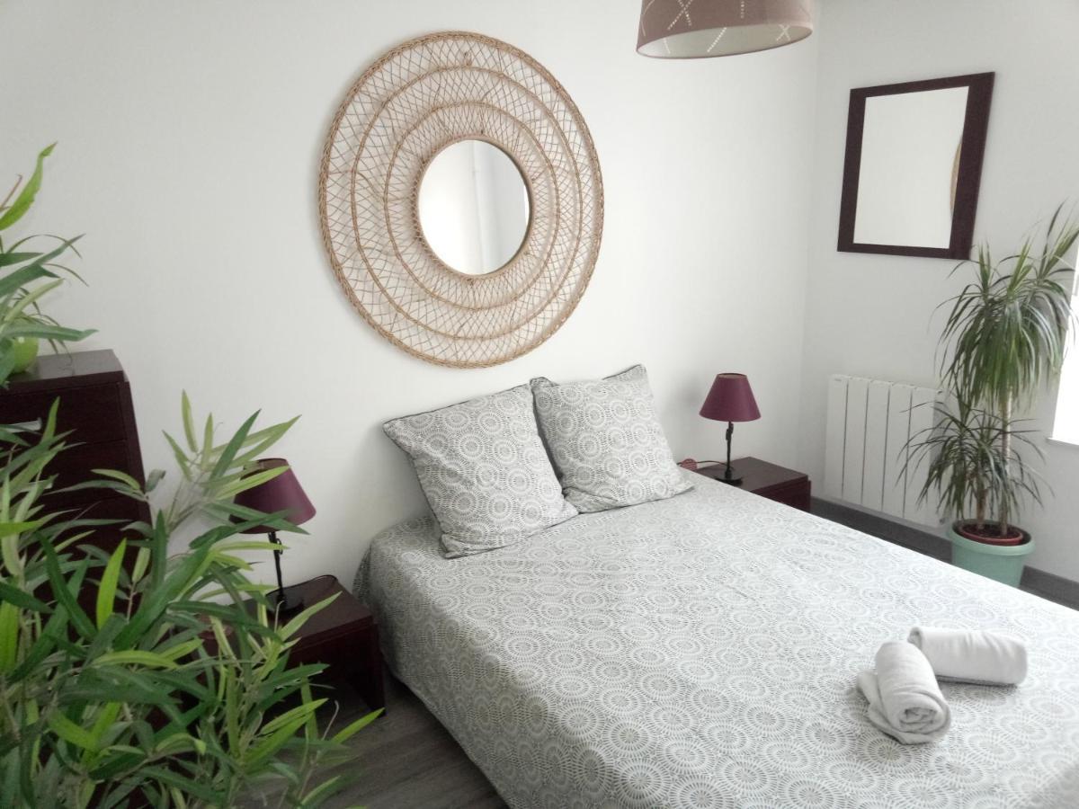 Charmant Appartement Proche Du Centre Ville ก็อง ภายนอก รูปภาพ